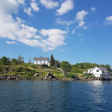 Huset Pa Yttersiden Lejlighed Straumsnes