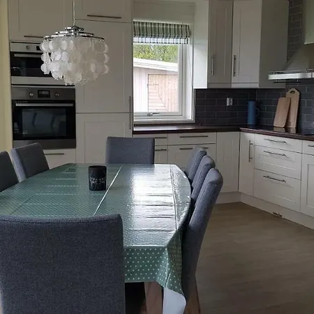 Huset Pa Yttersiden Lejlighed Straumsnes